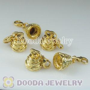 Wholesale Tscharm Jewelry Gold Plated Alloy Cake Charms